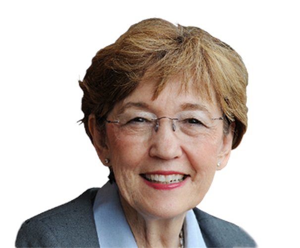 2. Alaina Marsall & family - Tài sản 8 tỷ USD – Xếp hạng Forbes thứ 145: Là người giàu thứ 48 ở Mỹ, Elaine Marshall thừa kế tài sản từ người chồng quá cố. 2012. 