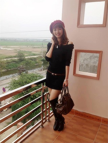 Cô gái này có gu ăn mặc thời trang rất riêng