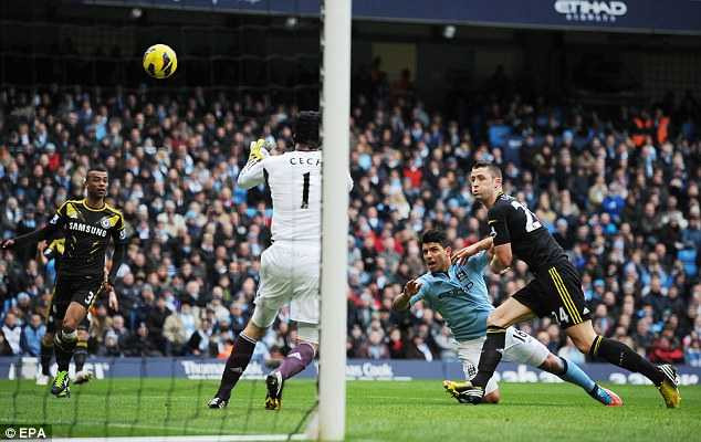 Thắng đẹp Chelsea, Man City quyết bám MU đến cùng