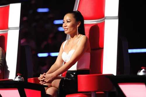 Thu Minh từ chối, The Voice đốt đuốc đi tìm giám khảo