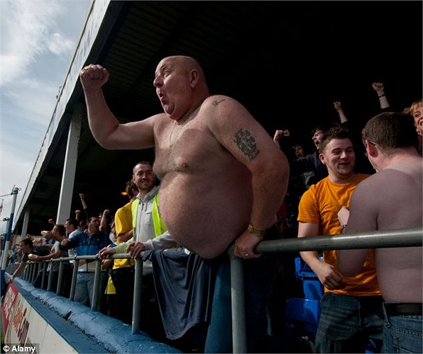 Những cổ động viên có kích thước quá khổ sẽ được chăm sóc đặc biệt ở World Cup 2014