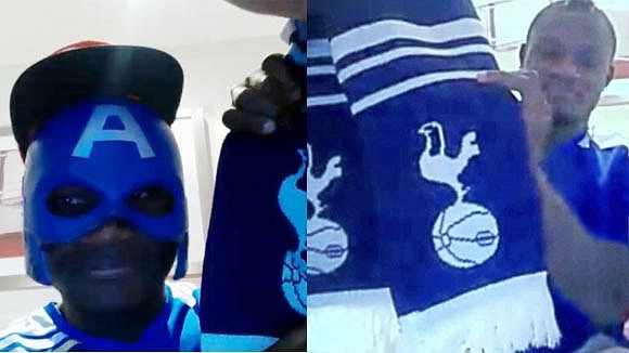 Frimpong gây chú ý khi khoe chiếc khăn có logo Tottenham