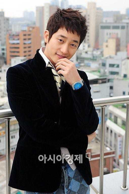 Vụ Park Shi Hoo cưỡng dâm: Nạn nhân tiếp tục ‘tung đòn'