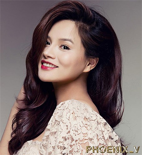 Tạm gác các hoạt động nghệ thuật, rút khỏi showbiz, Vũ Thu Phương chuyển sang thiết kế thời trang.