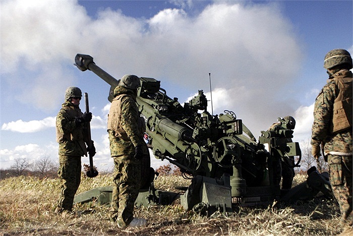 Đại bác M777 với cỡ đạn 155 mm