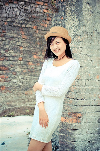 Ngay từ khi mới là cô bé 6 tuổi, Phương Ân đã tham gia kể chuyện theo sách tại nhà thiếu nhi Quảng Trị và đạt giải nhất.