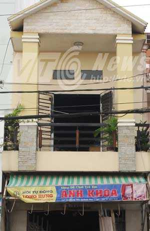 5 người ngủ say trong ngôi nhà cháy dữ dội