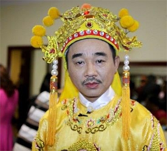 Ngọc Hoàng Quốc Khánh là một gương mặt quen thuộc 10 năm nay của Táo quân cuối năm.