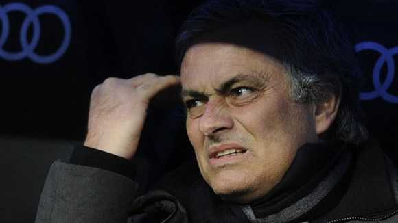 9 lí do để hết lòng vì Mourinho