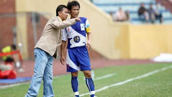 Ai xây dựng bản sắc cho ĐT Việt Nam?