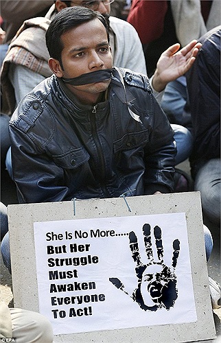 Người dân New Delhi biểu tình đòi lại công lý cho nữ nạn nhân