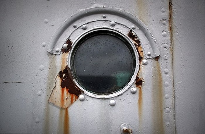 Sau khi hoàn thành quá trình 'tái sinh' Caroline sẽ trở thành tàu tuần dương hạng nhẹ thuộc biên chế của Belfast