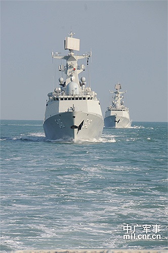 Bộ Quốc phòng Trung Quốc nói đây là cuộc diễn tập bình thường được tổ chức theo kế hoạch thường niên của hải quân nước này năm 2013