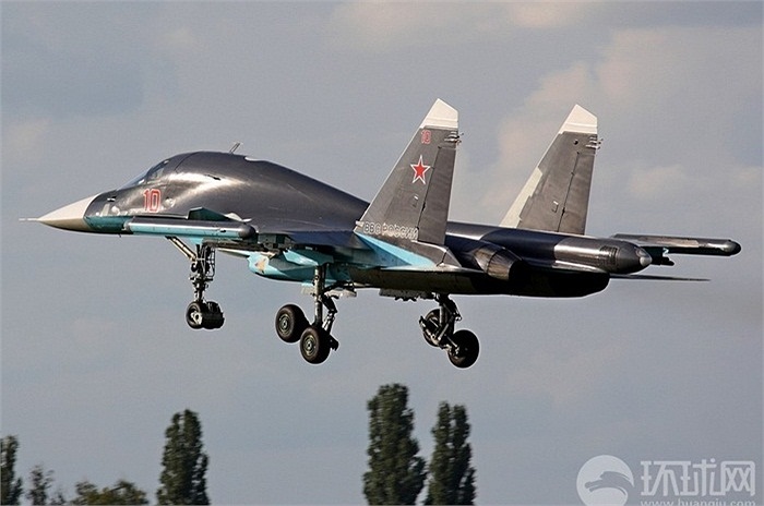 Đây là một trong những cường kích bom Thú mỏ vịt mới nhất của Không quân Nga