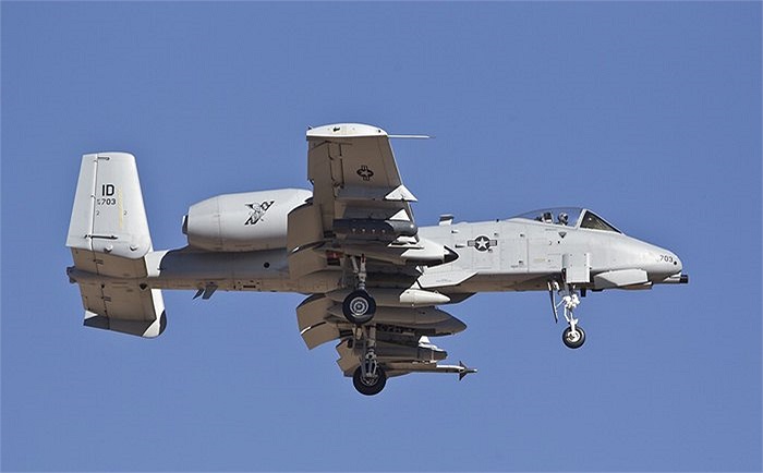 Thần sấm A-10 phiên bản C của quân đội Mỹ