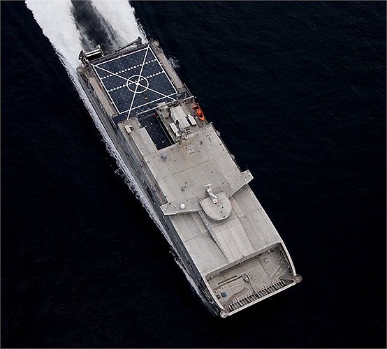 Tàu đổ bộ cao tốc USNS Spearhead của Hải quân Mỹ trên vịnh Mexico
