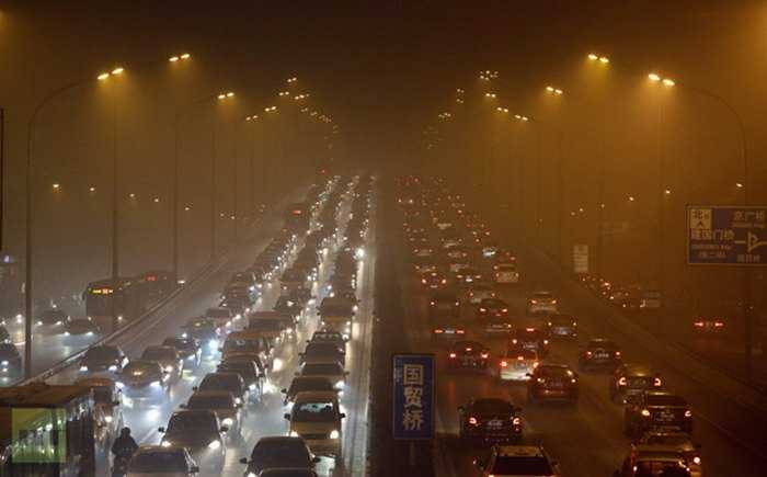 Bắc Kinh ô nhiễm nặng nề, chính quyền khuyên dân ở nhà