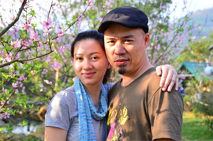 Nhạc sĩ Huy Tuấn và những người bạn tất niên cùng gia đình Mỹ Linh - Anh Quân.