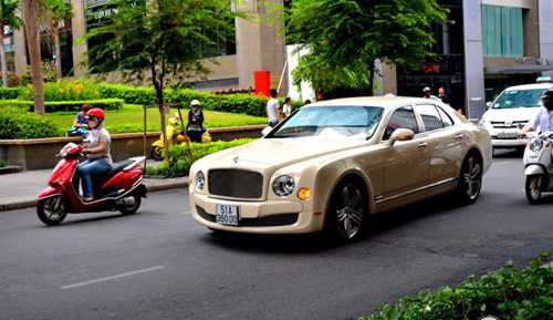Báo 'Tây' sửng sốt với Bentley Mulsanne tại Việt Nam