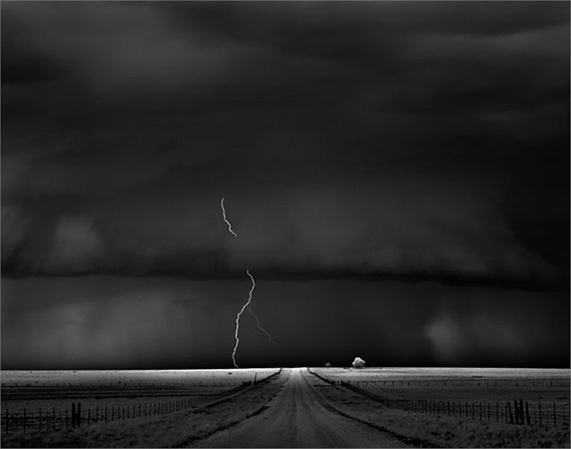 Bức ảnh Road chụp tại Guymon, Oklahoma năm 2009.