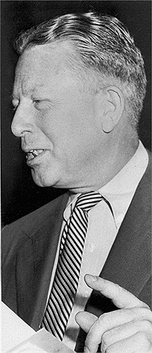 Ông Neil McElroy từ tháng 10/1957 - 12/1959