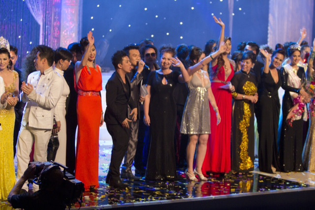 'Cái chợ giời' chung kết hoa hậu Phu nhân người Việt