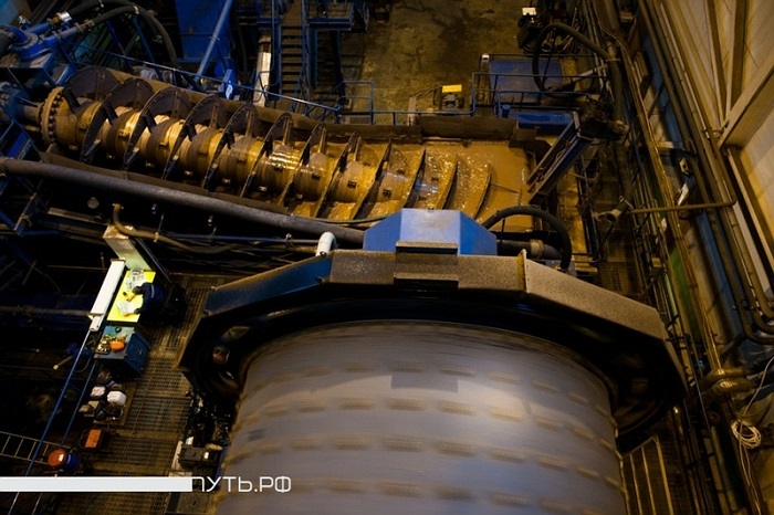 Đất đá được loại bỏ để thu được kim cương