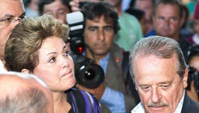 Cháy hộp đêm Brazil, bảo vệ không cho khách thoát