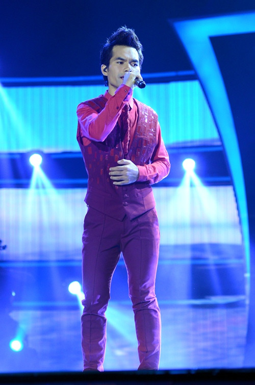 Chung kết Vietnam Idol 2012: Hoàng Quyên át vía Ya Suy
