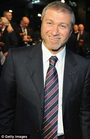 'Cuộc chiến' siêu du thuyền của tỷ phú Nga và Qatar