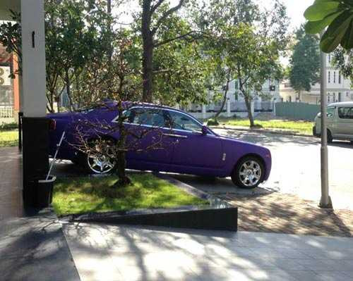 Cường đôla phủ màu ‘độc’ cho Rolls-Royce