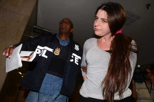 Đắng cay triệu phú thành kẻ buôn vũ khí, nghiện ngập