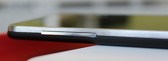 ZTE Nubia Z5 có giá lên tới 550USD đối với phiên bản khung nhôm còn nếu phiên bản Titan chúng có giá lên tới 1.260USD.