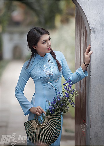 Hoa khôi sinh viên Hà Nội 2011 - Đỗ Thùy Dương hiện đang là sinh viên năm thứ 4 trường ĐH Luật Hà Nội . (Ảnh: Otofun photo club)