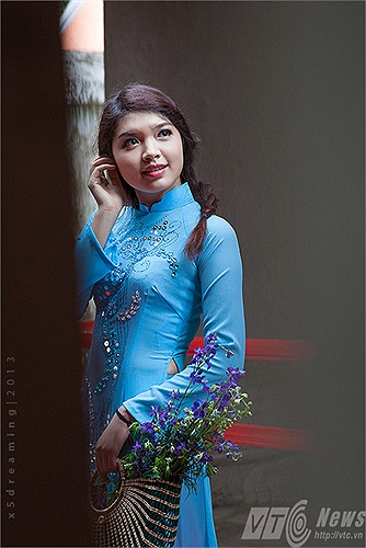 Cô gái này cũng rất trẻ trung và năng động