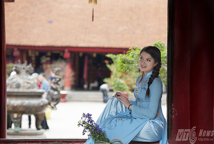 Toát lên vẻ đẹp dịu dàng đầy nữ tính của người con gái Việt Nam