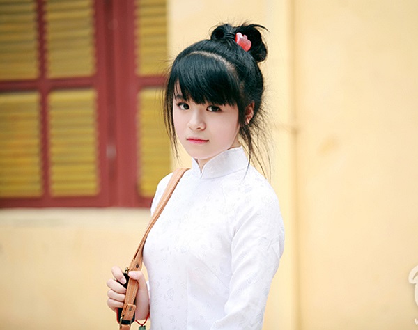 Hà Đan là học sinh giỏi nhiều năm liền và năm học vừa qua, cô đứng trong top 5 của lớp.