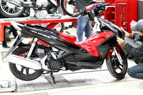 Điều gì khiến Honda Air Blade 125 sốt giá?