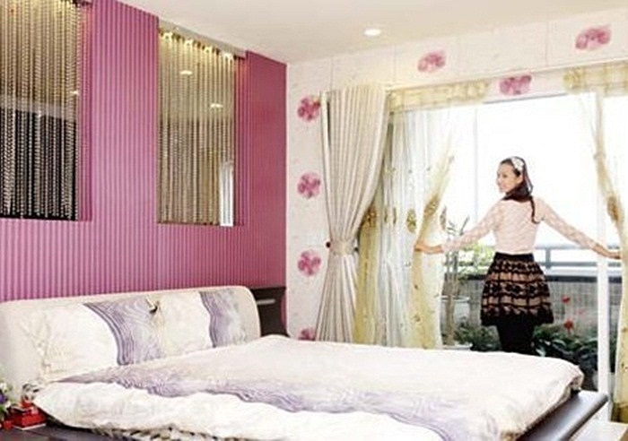 Căn hộ penhouse của vợ chồng Lã Thanh Huyền rộng hơn 320m2, nằm sát hồ Tây, “khu đất vàng” của thành phố. Vợ chồng Lã Thanh Huyền đã mua căn hộ với mức giá gần 1 triệu USD.