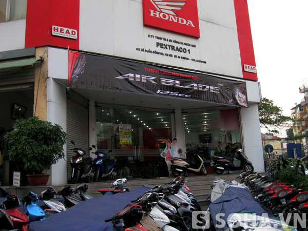 Đủ 'tuyệt chiêu', 'hàng nóng', thị trường xe máy vẫn ế