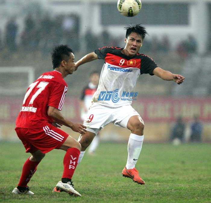 Giá vé xem tuyển Việt Nam chỉ bằng... một bát phở