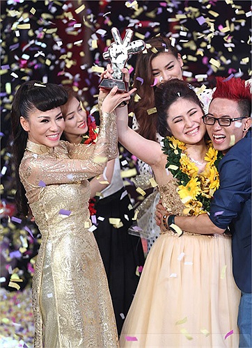 Ngôi vị quán quân The Voice phiên bản Việt năm đầu tiên đã được trao cho Hương Tràm. Chiến thắng của cô là hoàn toàn xứng đáng và làm hài lòng giới chuyên môn cũng như khán giả.