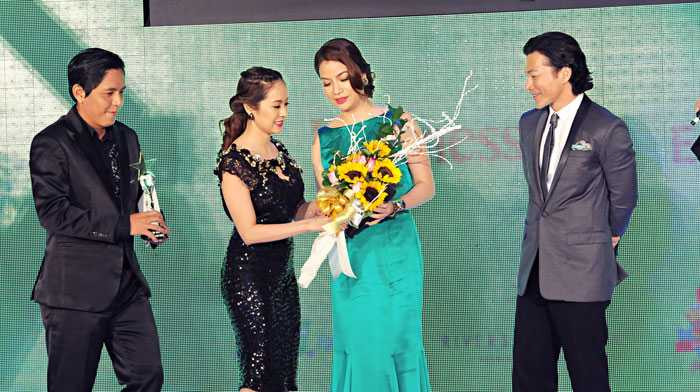 Hồ Ngọc Hà đoạt giải 'Mỹ nhân của năm'