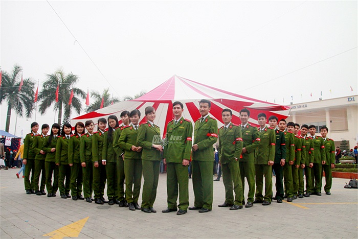 Tuổi trẻ Học viện cảnh sát Nhân dân thể hiện sức khỏe tại Ngày hội hiến máu