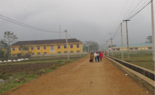 Học sinh Nghệ An bị ép lấy máu: 'Không lấy từng xô'