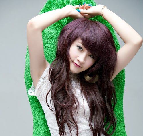 Hotgirl Vân Navy thừa nhận chỉnh sửa sắc đẹp