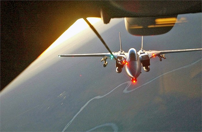 Hải quân Mỹ thường xuyên sử dụng F-14 cho các nhiệm vụ bay giám sát