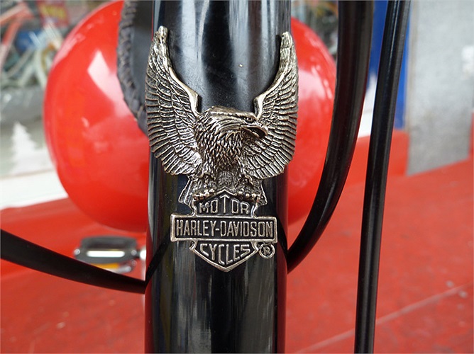 Xe được xách tay về nước và đang được chào bán với giá khoảng 6.000 USD.