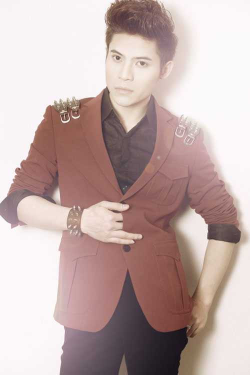 'Không lợi dụng hotgirl, ăn theo Cao Thái Sơn'