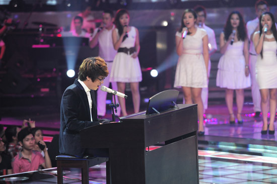 Kiên Giang thắng, The Voice lại bị tin nhắn 'xỏ mũi'?